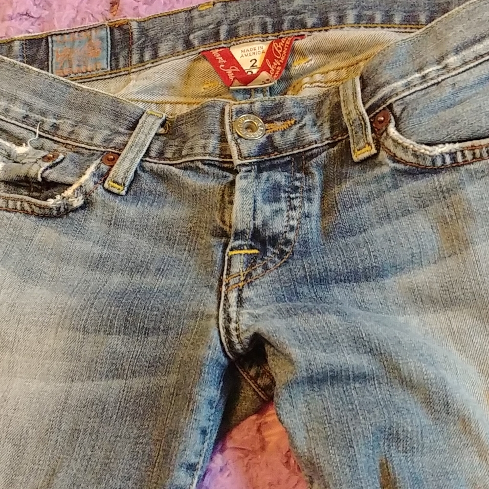 Jeans